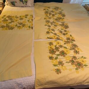 Vintage 1970s Floral Yellow Curtains 2 Pairs 60” X 26 Rod Pocket at Top